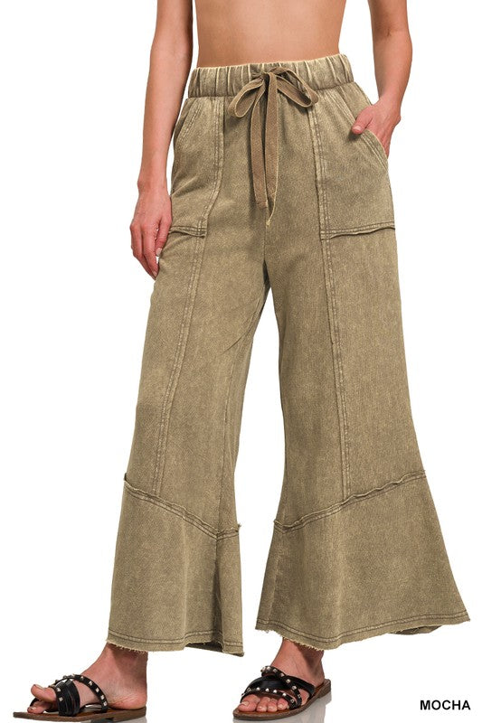 Exposed Seam Flare Hem Cropped Pant