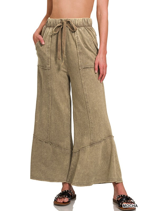 Exposed Seam Flare Hem Cropped Pant