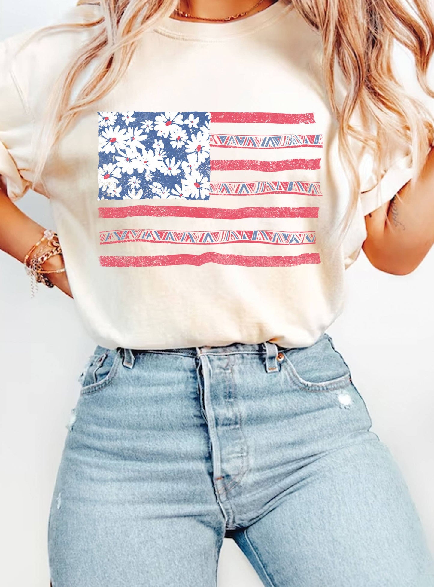 Daisy American Flag Graphic Tee
