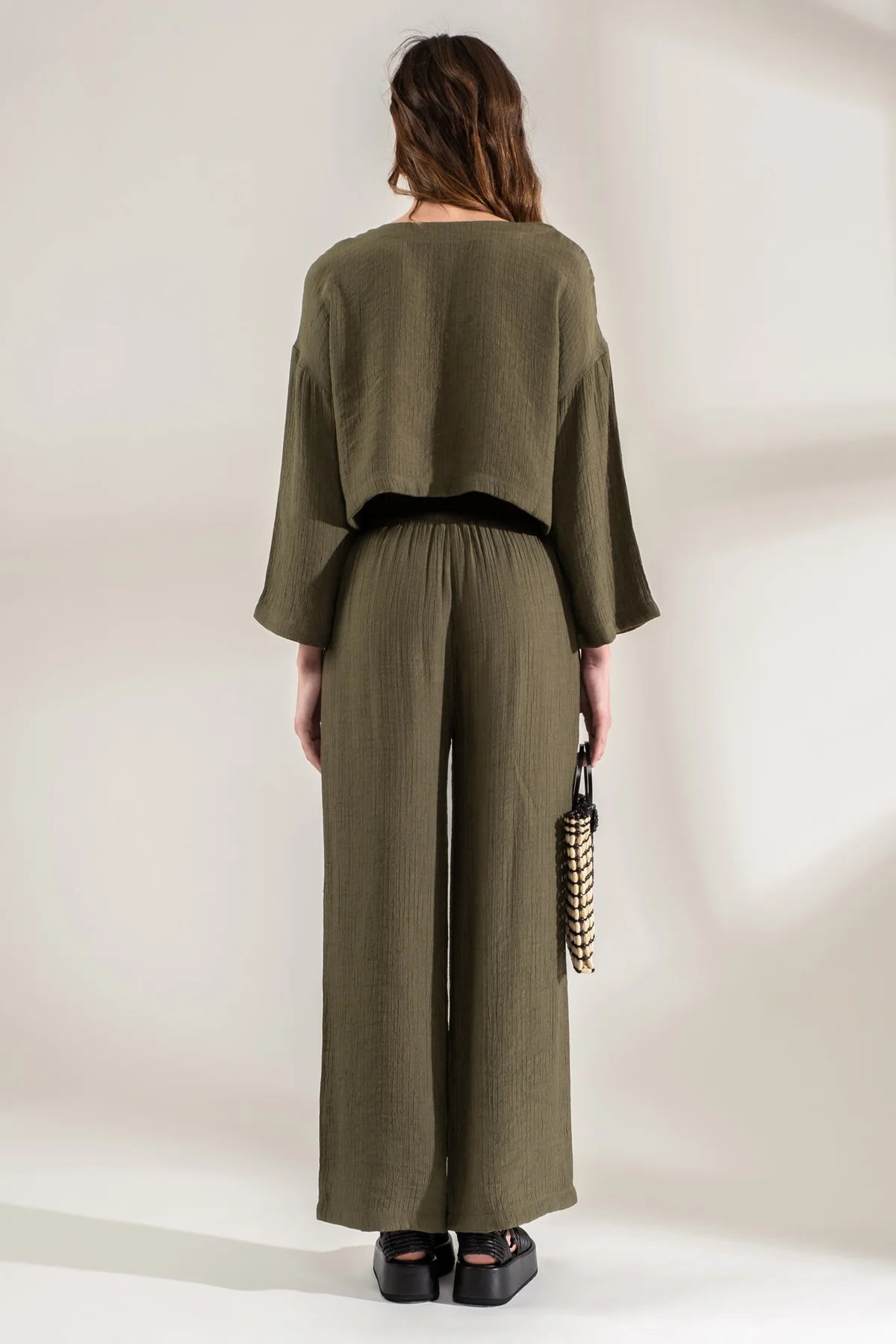 Lightweight High Rise Wide Leg Pants