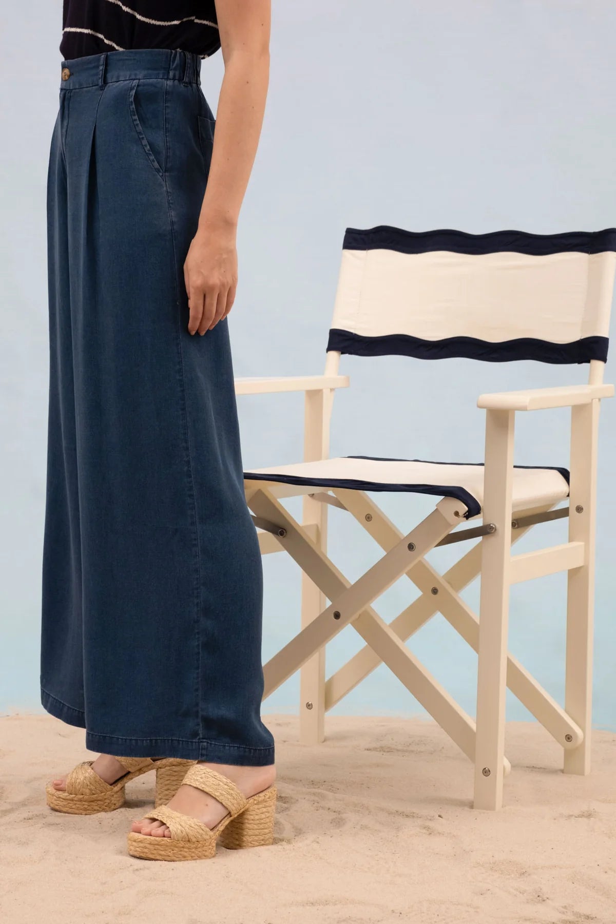 Dark Chambray Pintuck Wideleg Pant