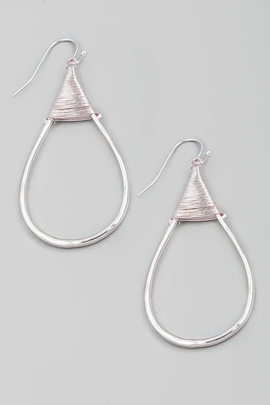 Metallic Teardrop Cutout Earring