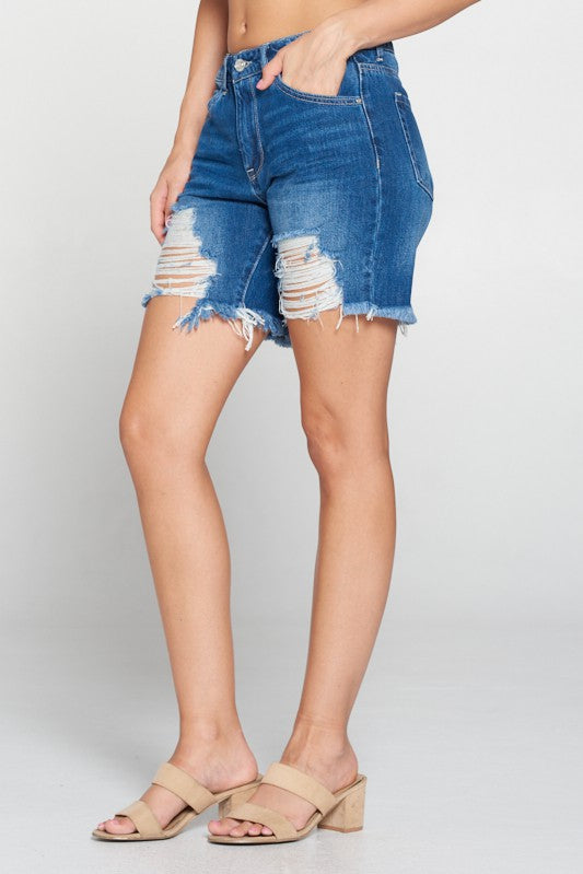 Distressed Mom Fit Short