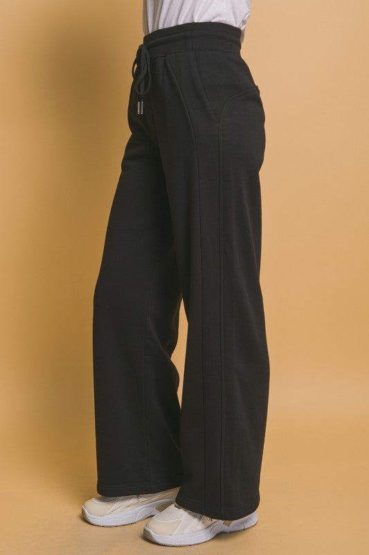 Wide Leg Sweatpant