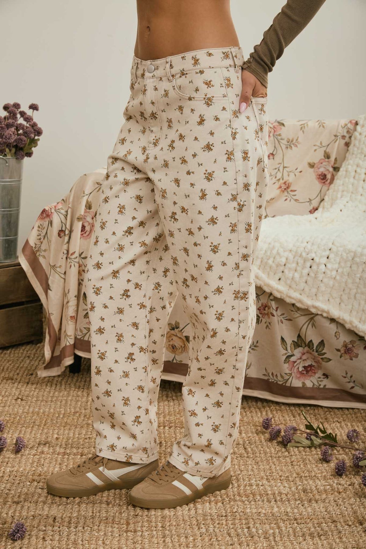 Floral Ecru Print Denim Pant