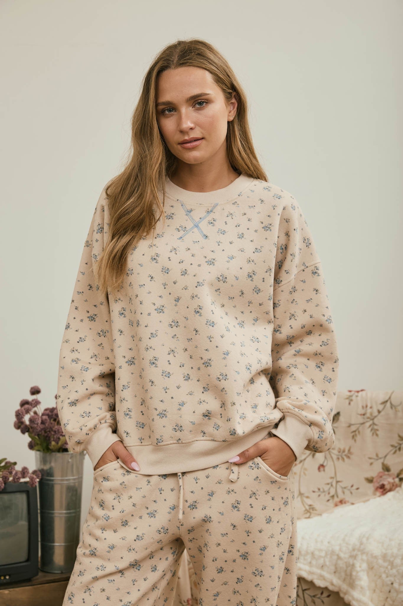 Ditsy Floral Boxy Sweatshirt
