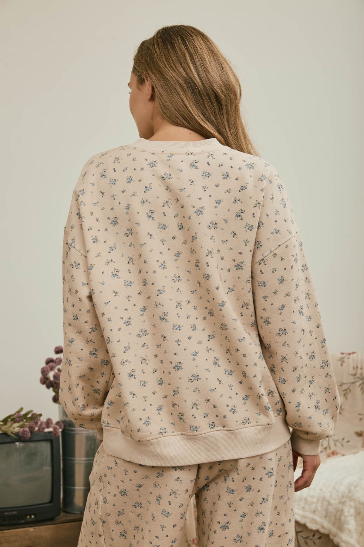 Ditsy Floral Boxy Sweatshirt