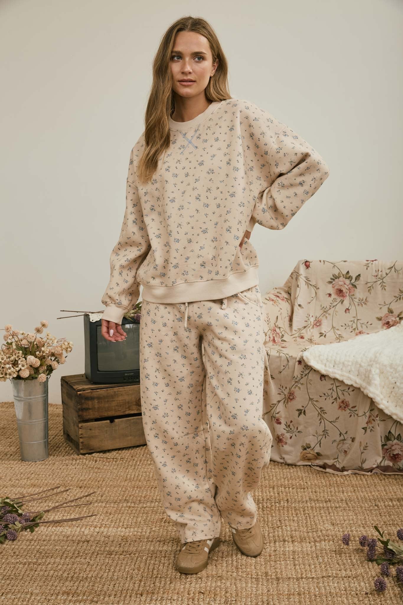 Ditsy Floral Boxy Sweatshirt