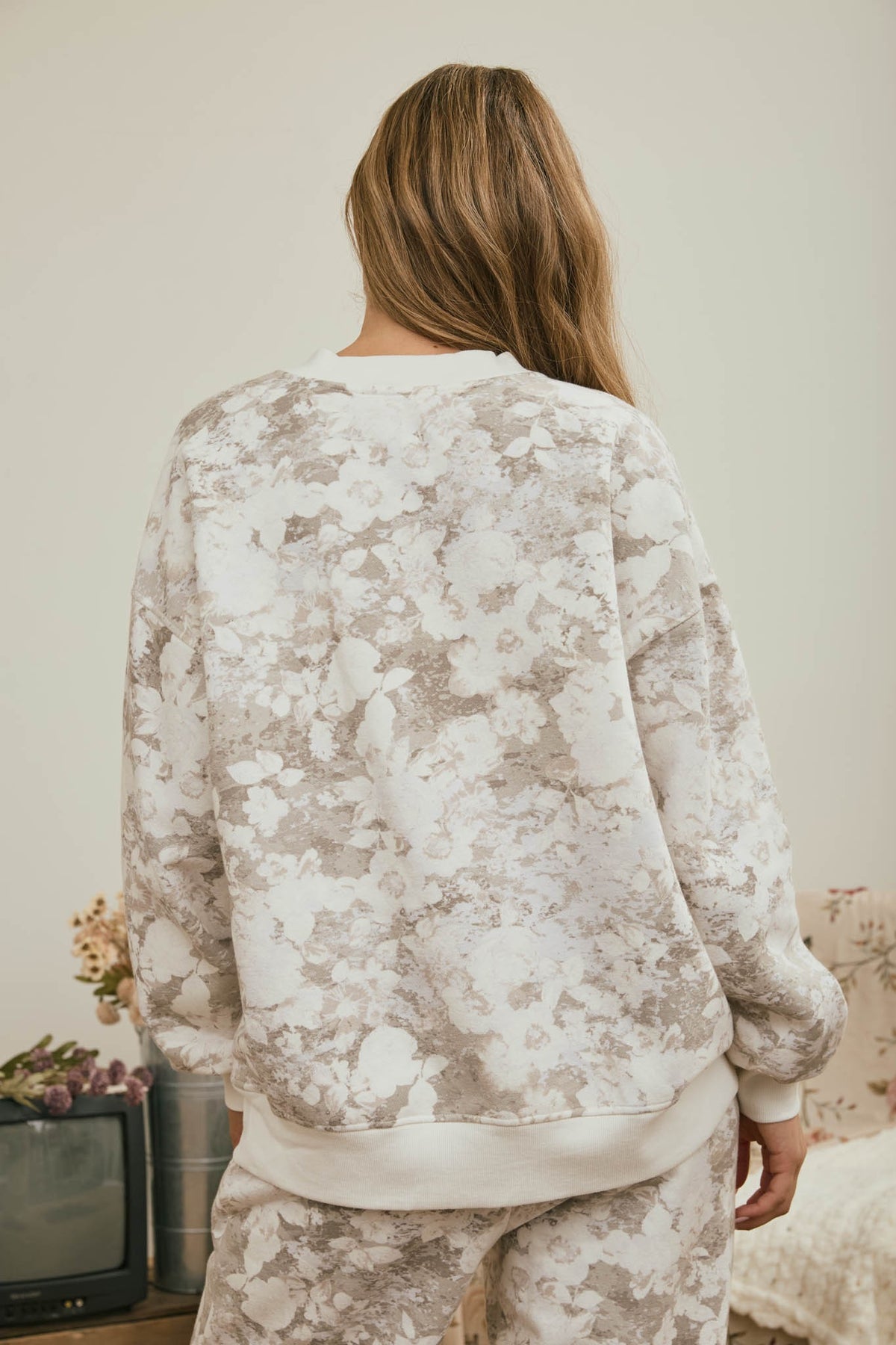 Floral Washed Boxy Crewneck Sweatshirt