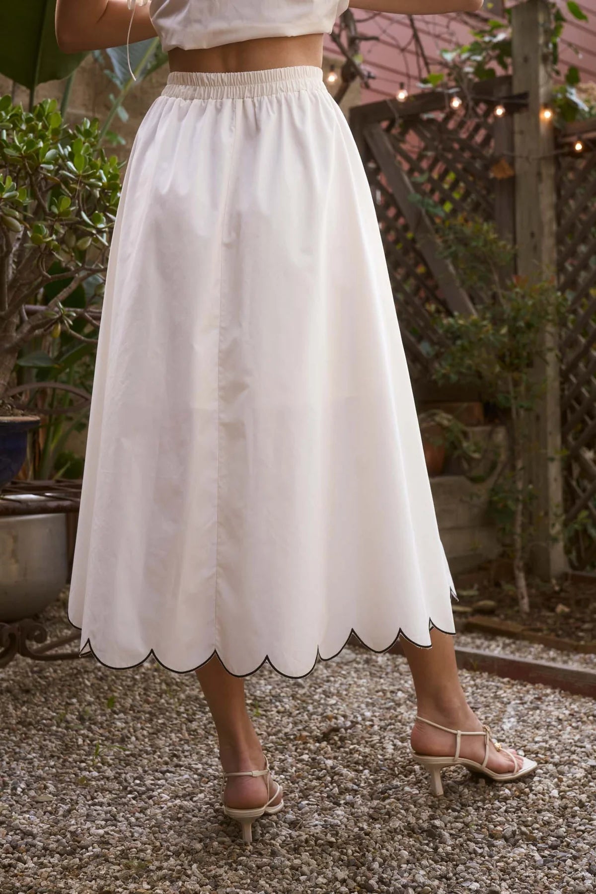 Embroidered Detail Scalloped Midi Skirt