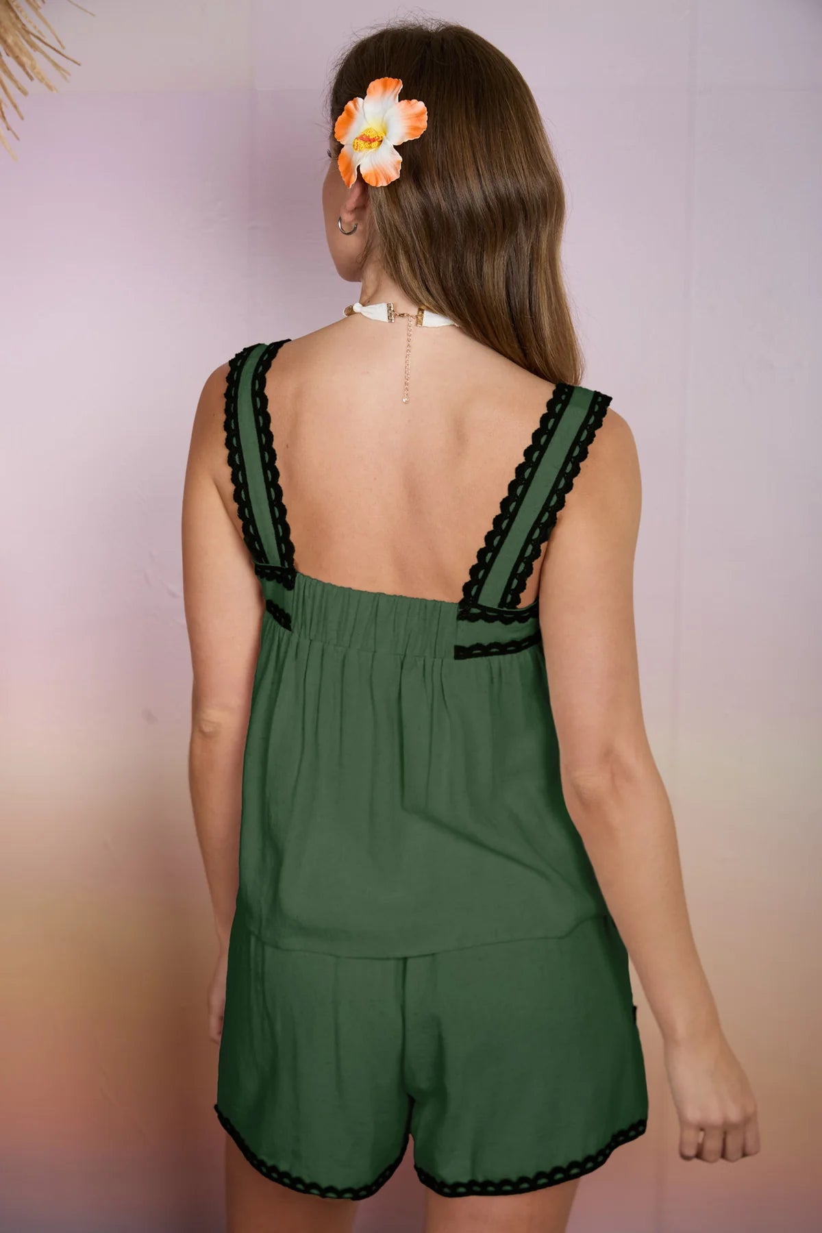 Contrast Scalloped Trim Sleeveless Cami