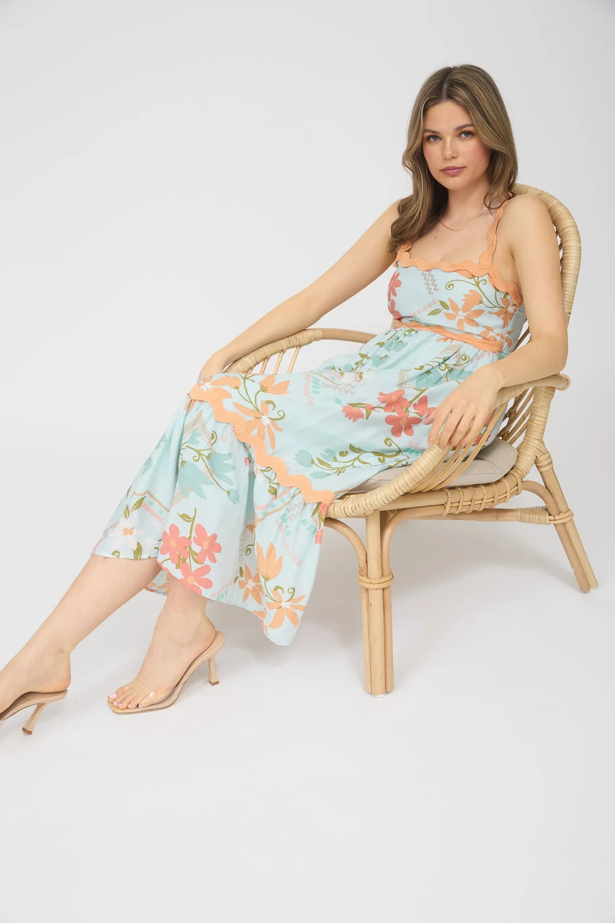 Floral Pattern Wavy Midi Dress