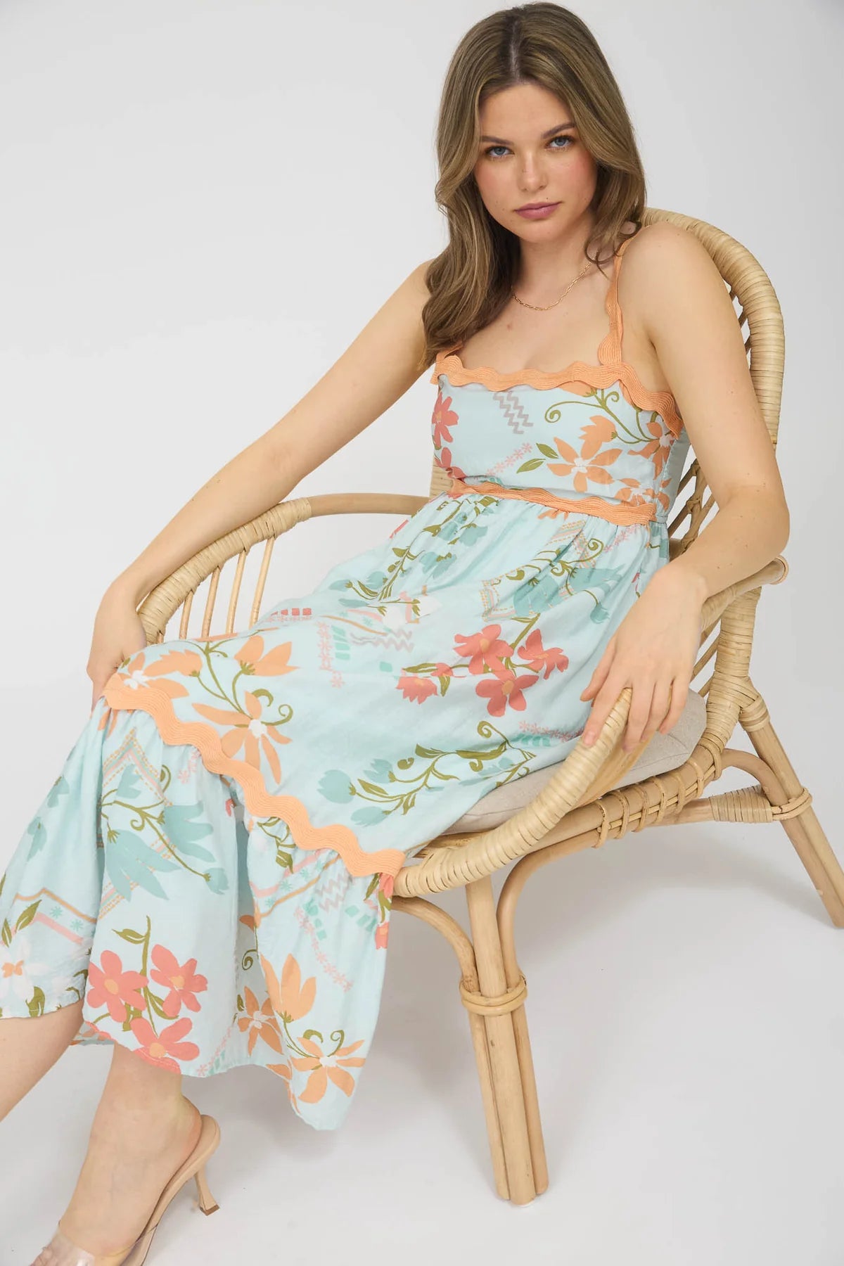 Floral Pattern Wavy Midi Dress