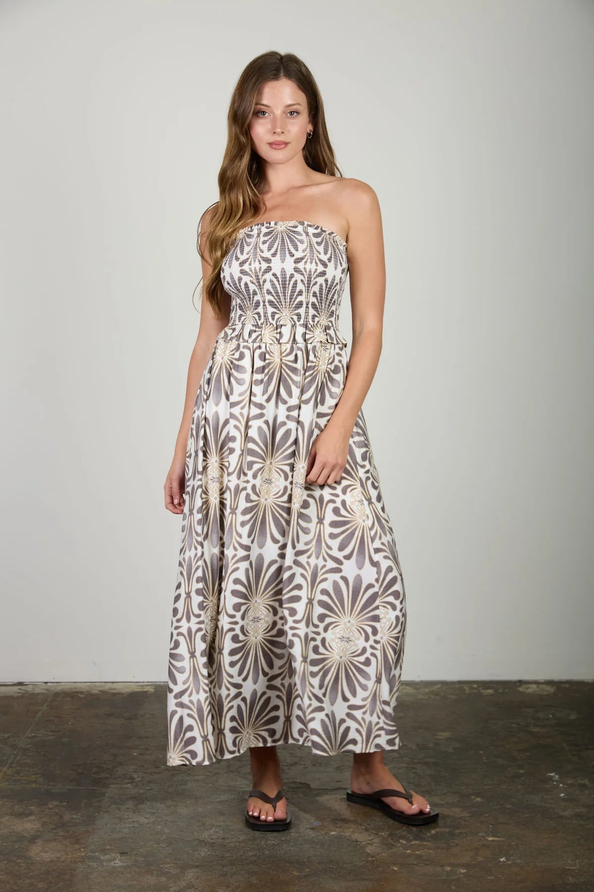 Demask Pattern Strapless Smocked Midi Dress