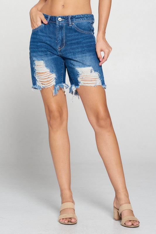 Distressed Mom Fit Short
