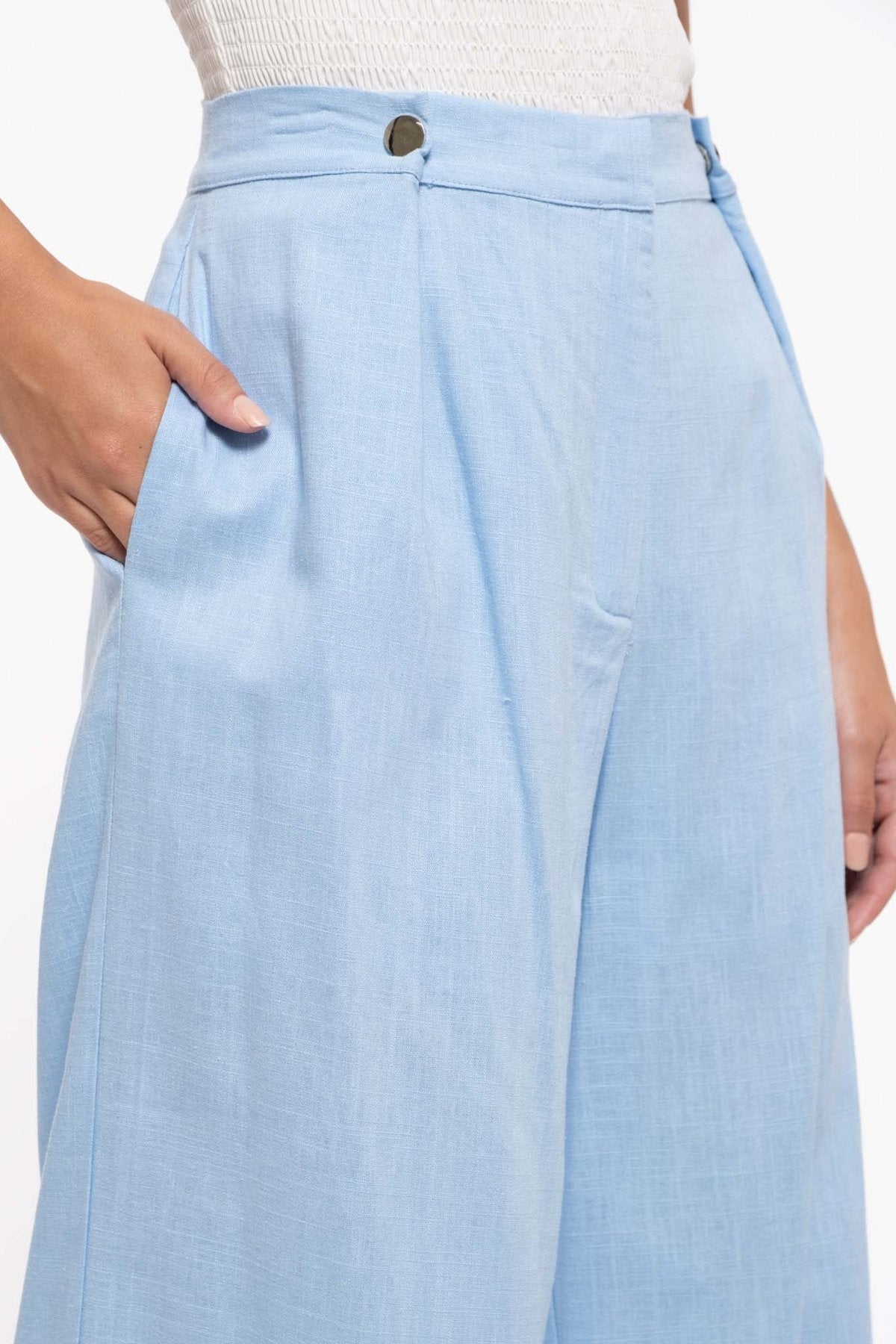 Pleated Wide Leg Pant